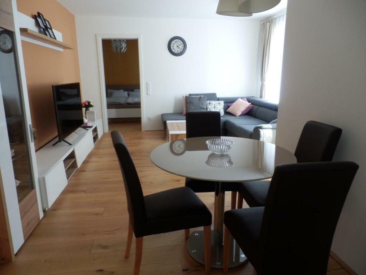 Spacious, Modern 1-Bdrm Apt Near Vic & Austria Ctr Daire Viyana Dış mekan fotoğraf