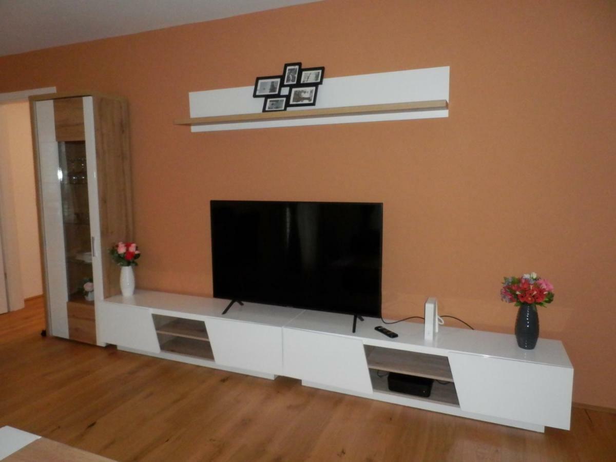 Spacious, Modern 1-Bdrm Apt Near Vic & Austria Ctr Daire Viyana Dış mekan fotoğraf