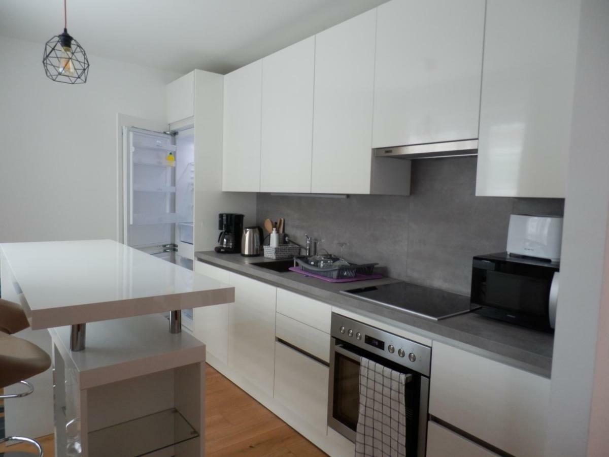 Spacious, Modern 1-Bdrm Apt Near Vic & Austria Ctr Daire Viyana Dış mekan fotoğraf